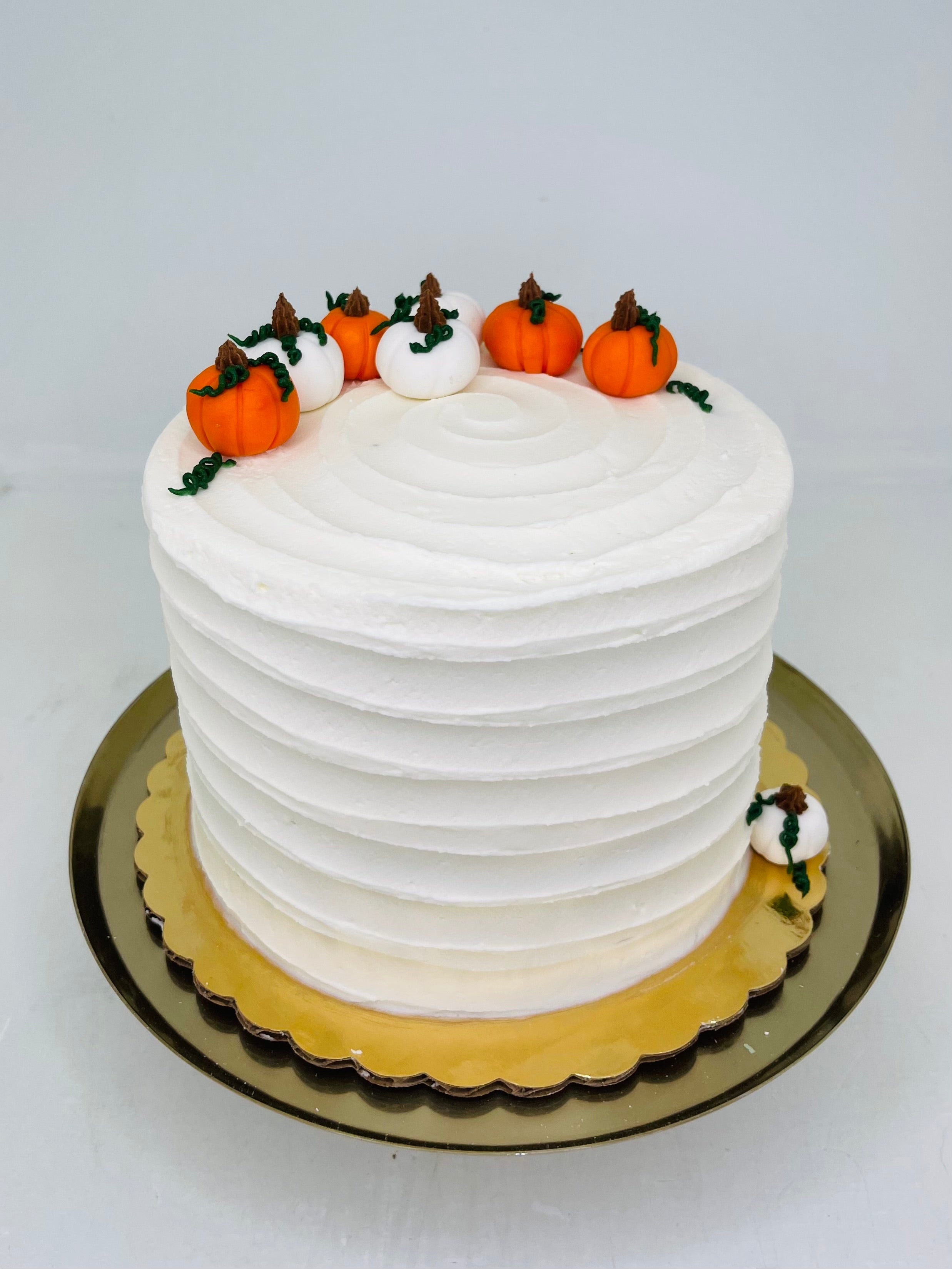 6" 12 servings Fall Pumpkin Themed Cake Textured - vanilla