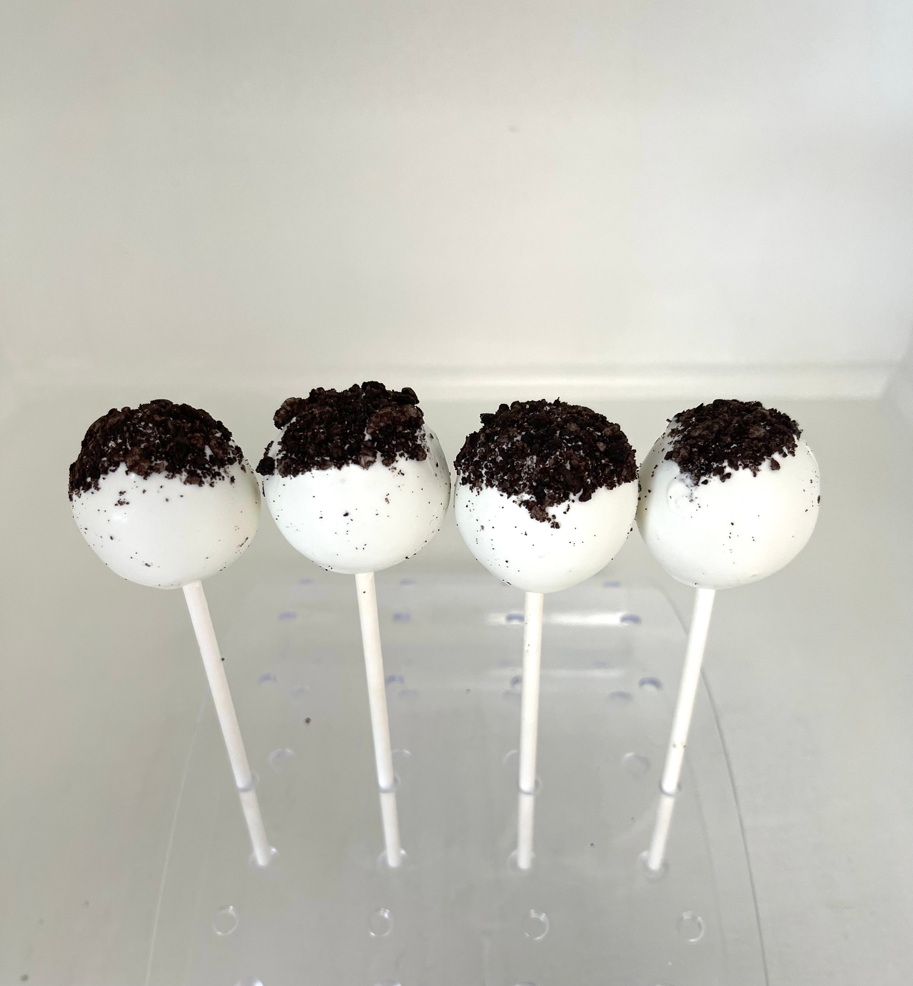 Cookies & Cream Cake Pops