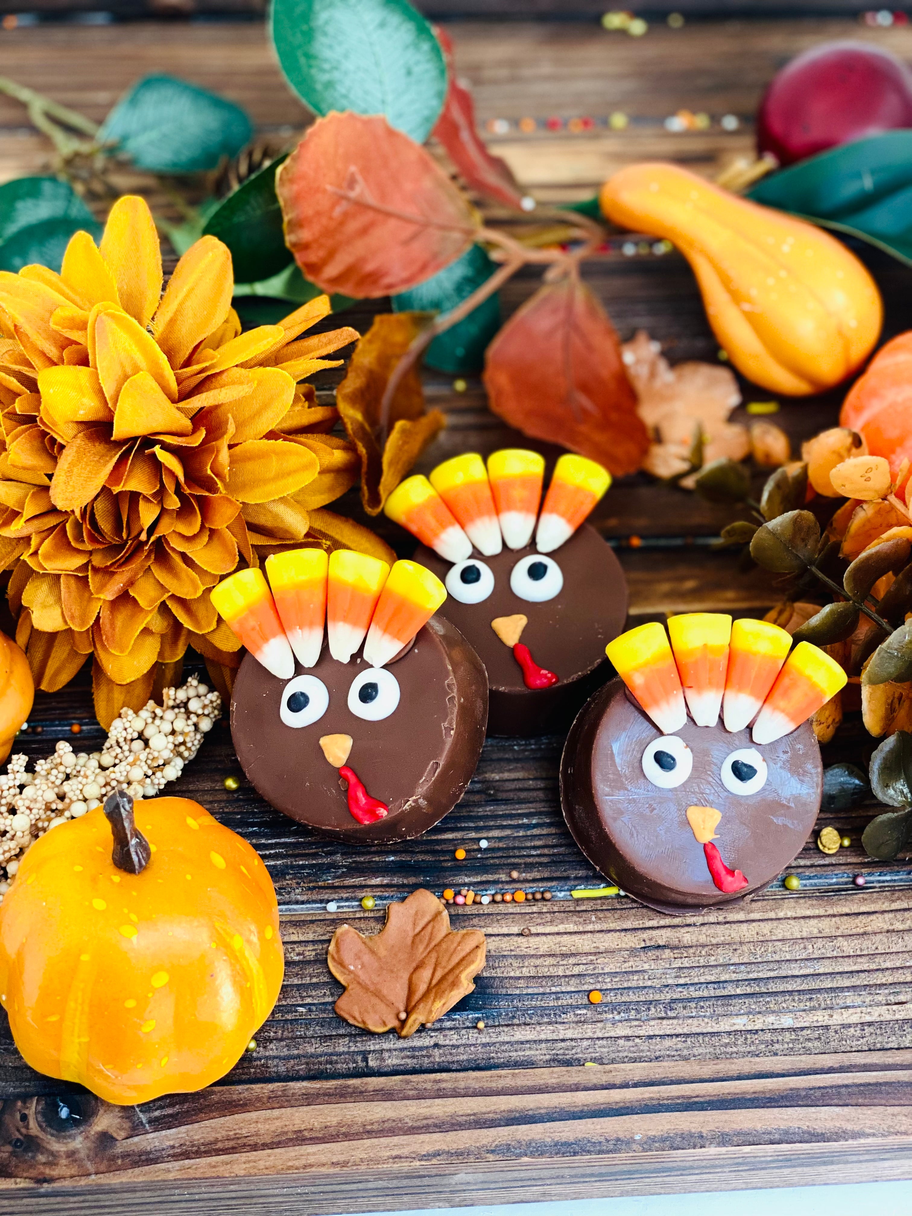 FALL: OREOS, RICE KRISPY TREATS, PRETZELS