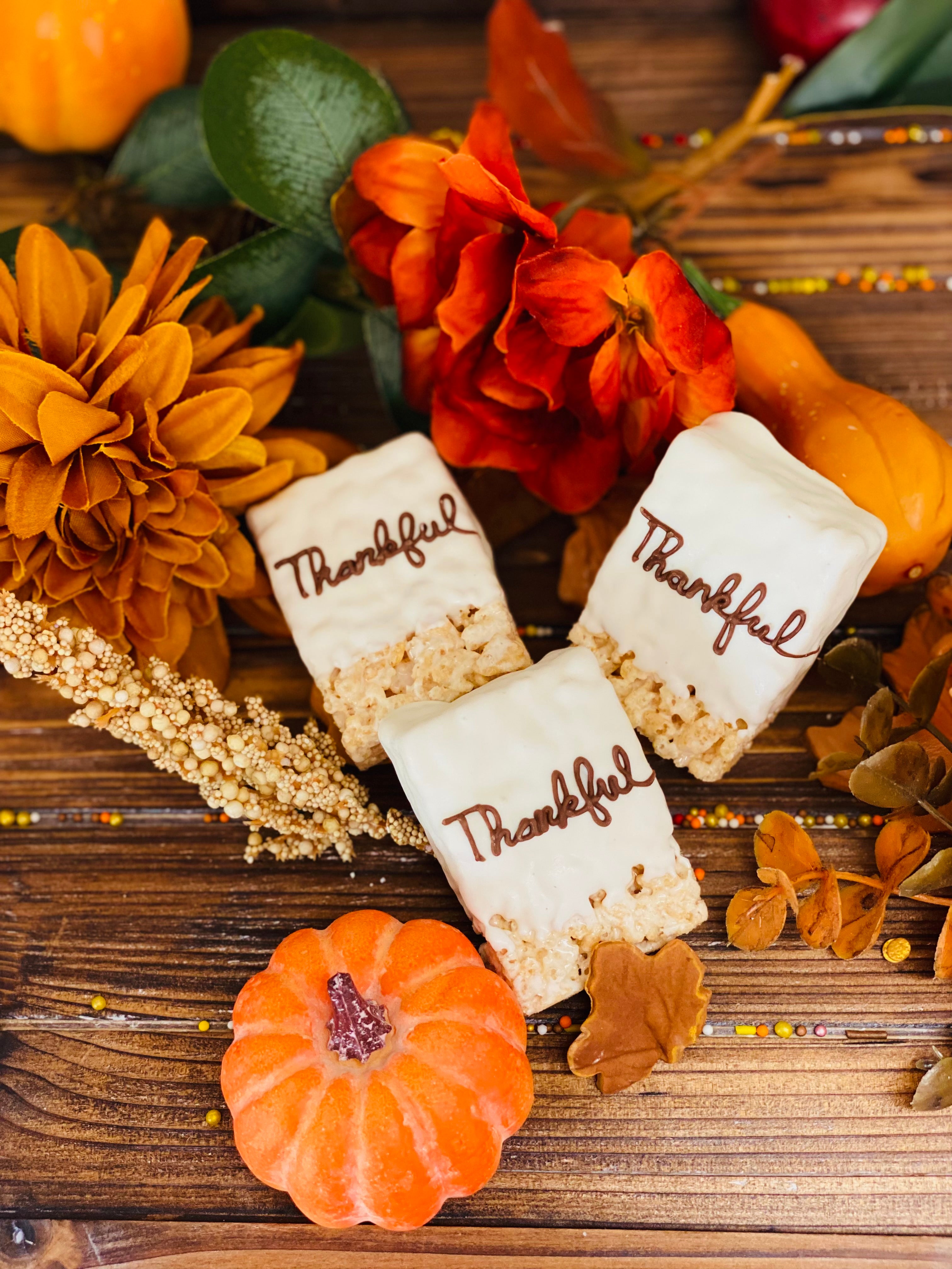 FALL: OREOS, RICE KRISPY TREATS, PRETZELS