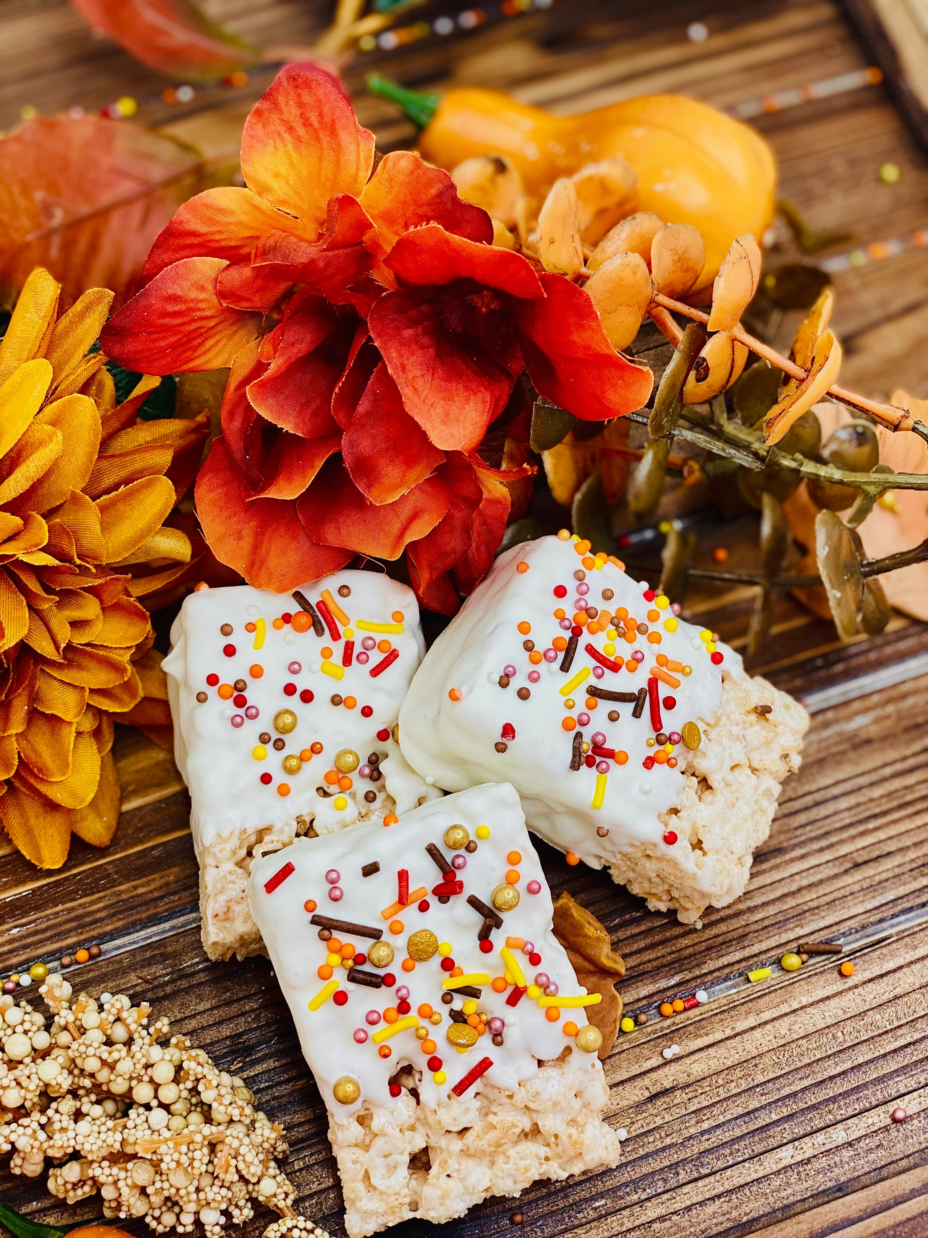 FALL: OREOS, RICE KRISPY TREATS, PRETZELS